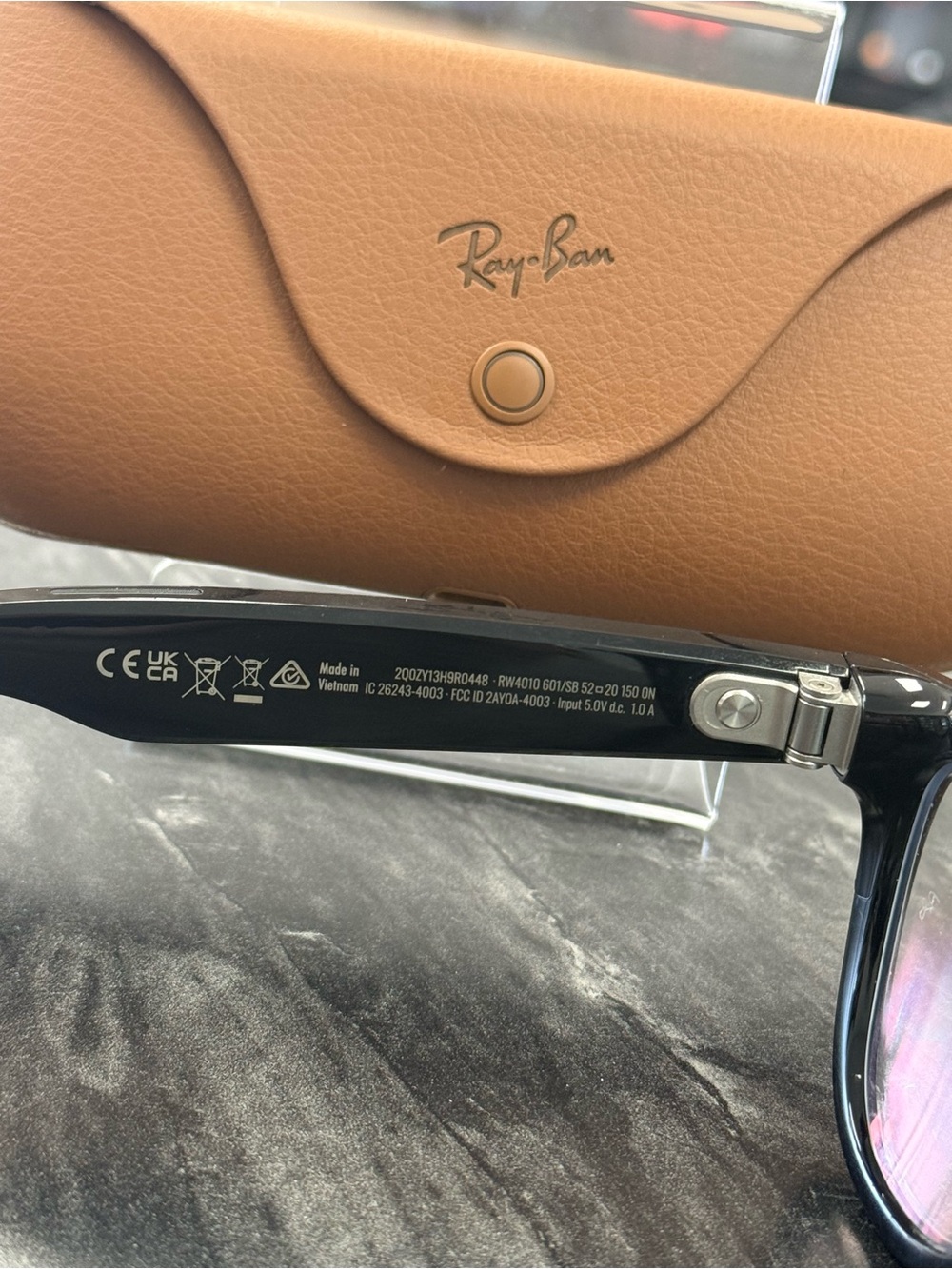 Ray-Ban Meta Skyler Black Cat-Eye Glasses with Brown Case - Picture 5 of 8